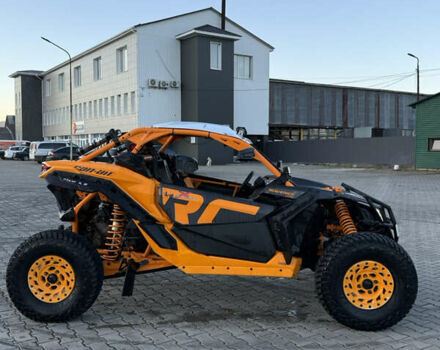 Желтый БРП Maverick X3, объемом двигателя 1 л и пробегом 6 тыс. км за 26000 $, фото 3 на Automoto.ua