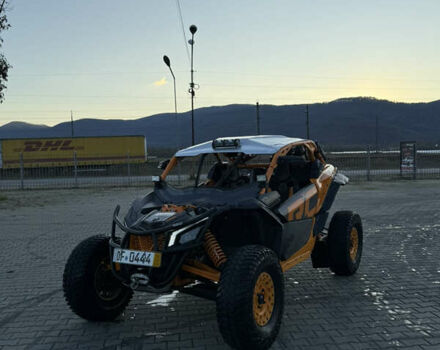 Желтый БРП Maverick X3, объемом двигателя 1 л и пробегом 6 тыс. км за 26000 $, фото 2 на Automoto.ua