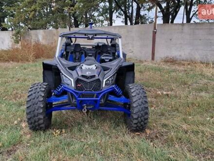 БРП Maverick X3 2022 у Запоріжжя на Automoto.ua Синій БРП Maverick X3, об'ємом двигуна 0.9 л та пробігом 1 тис. км за 36800 $, фото 1 на Automoto.ua