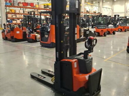 БТ Тойота SWE, об'ємом двигуна 0 л та пробігом 0 тис. км за 11064 $, фото 1 на Automoto.ua