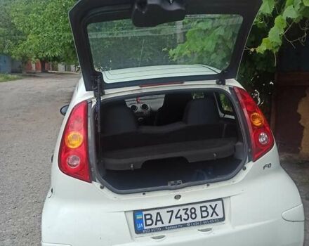 Белый БИД Ф0, объемом двигателя 1 л и пробегом 67 тыс. км за 3200 $, фото 2 на Automoto.ua