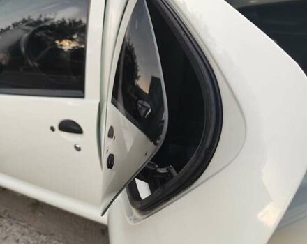 Белый БИД Ф0, объемом двигателя 1 л и пробегом 61 тыс. км за 3000 $, фото 16 на Automoto.ua