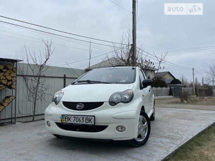 БИД Ф0 2013 в Киеве на Automoto.ua Белый БИД Ф0, объемом двигателя 1 л и пробегом 63 тыс. км за 2000 $, фото 1 на Automoto.ua