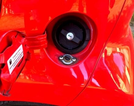 БИД Ф0 2013 в Каменское - Днепродзержинск на Automoto.ua Красный БИД Ф0, объемом двигателя 1 л и пробегом 66 тыс. км за 4800 $, фото 6 на Automoto.ua