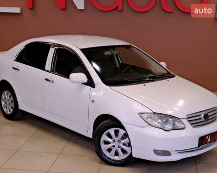 БІД F3 2013 у Одесі на Automoto.ua Білий БІД F3, об'ємом двигуна 1.49 л та пробігом 151 тис. км за 2900 $, фото 4 на Automoto.ua