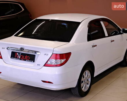 БІД F3 2013 у Одесі на Automoto.ua Білий БІД F3, об'ємом двигуна 1.49 л та пробігом 151 тис. км за 2900 $, фото 13 на Automoto.ua