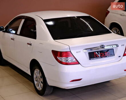 БІД F3 2013 у Одесі на Automoto.ua Білий БІД F3, об'ємом двигуна 1.49 л та пробігом 151 тис. км за 2900 $, фото 14 на Automoto.ua