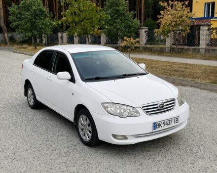 Белый БИД Ф3, объемом двигателя 1.5 л и пробегом 150 тыс. км за 2500 $, фото 1 на Automoto.ua