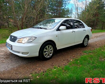 Белый БИД Ф3, объемом двигателя 1.5 л и пробегом 230 тыс. км за 2000 $, фото 1 на Automoto.ua