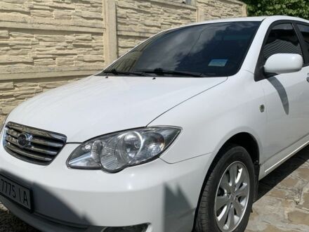 Белый БИД Ф3, объемом двигателя 1.5 л и пробегом 65 тыс. км за 5200 $, фото 1 на Automoto.ua