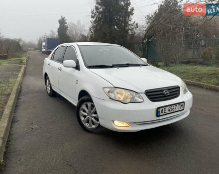 Белый БИД Ф3, объемом двигателя 1.49 л и пробегом 190 тыс. км за 3500 $, фото 1 на Automoto.ua