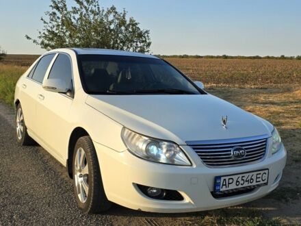 Белый БИД Ф6, объемом двигателя 2 л и пробегом 127 тыс. км за 5000 $, фото 1 на Automoto.ua