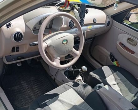 Бежевий БІД Flyer, об'ємом двигуна 0.8 л та пробігом 84 тис. км за 1600 $, фото 4 на Automoto.ua
