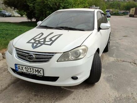 БІД Г3 2012 у Харкові на Automoto.ua Білий БІД Г3, об'ємом двигуна 1.49 л та пробігом 280 тис. км за 2999 $, фото 1 на Automoto.ua