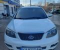 Білий БІД С6, об'ємом двигуна 2.4 л та пробігом 138 тис. км за 8500 $, фото 1 на Automoto.ua