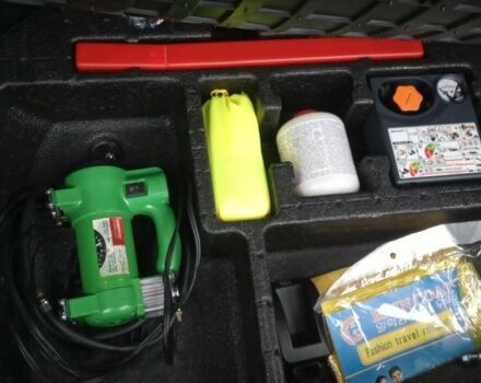 Сірий БІД Atto 3, об'ємом двигуна 0 л та пробігом 65 тис. км за 18700 $, фото 7 на Automoto.ua