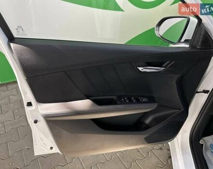 Белый БИД e2, объемом двигателя 0 л и пробегом 40 тыс. км за 16000 $, фото 8 на Automoto.ua