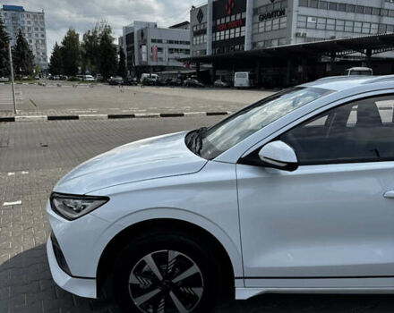 БИД e2, объемом двигателя 0 л и пробегом 1 тыс. км за 18500 $, фото 9 на Automoto.ua