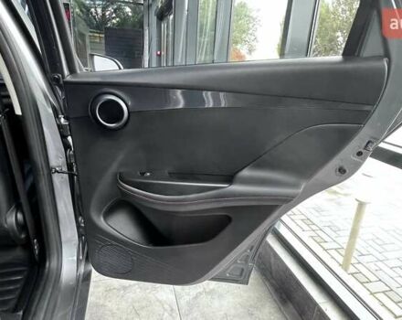 Серый БИД e2, объемом двигателя 0 л и пробегом 60 тыс. км за 14500 $, фото 13 на Automoto.ua