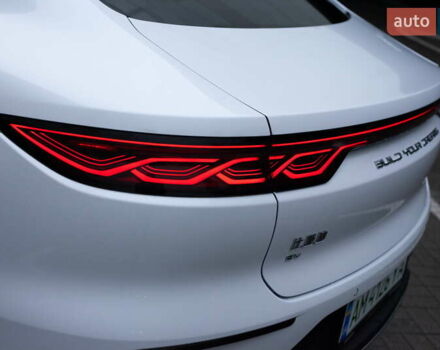 Белый БИД Han, объемом двигателя 0 л и пробегом 61 тыс. км за 30800 $, фото 12 на Automoto.ua