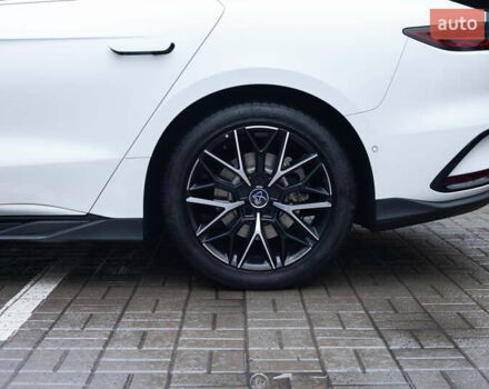 Белый БИД Han, объемом двигателя 0 л и пробегом 61 тыс. км за 30800 $, фото 15 на Automoto.ua