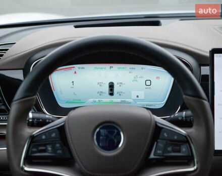 Белый БИД Han, объемом двигателя 0 л и пробегом 61 тыс. км за 30800 $, фото 22 на Automoto.ua