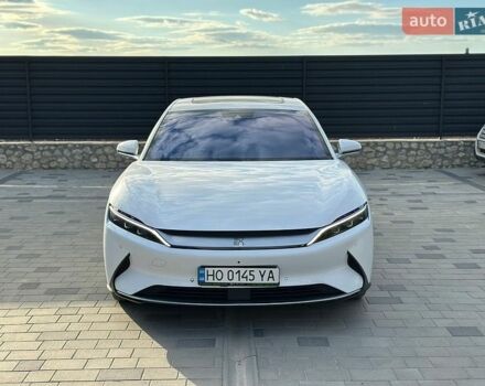 Белый БИД Han, объемом двигателя 0 л и пробегом 95 тыс. км за 25500 $, фото 1 на Automoto.ua