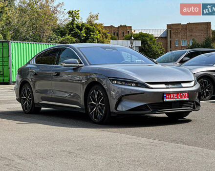 Серый БИД Han, объемом двигателя 0 л и пробегом 1 тыс. км за 37850 $, фото 1 на Automoto.ua