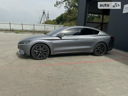 БИД Han 2020 в Кропивницком (Кировограде) на Automoto.ua Серый БИД Han, объемом двигателя 0 л и пробегом 71 тыс. км за 23000 $, фото 1 на Automoto.ua