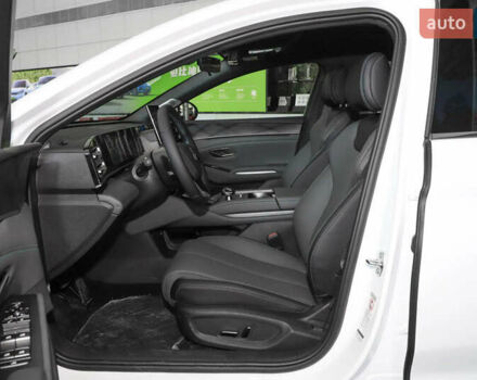 Білий БІД Qin L, об'ємом двигуна 1.5 л та пробігом 1 тис. км за 22600 $, фото 56 на Automoto.ua