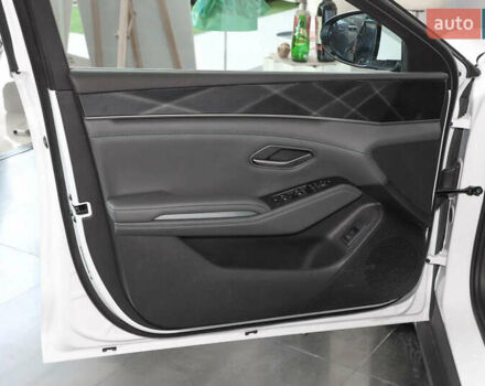 Білий БІД Qin L, об'ємом двигуна 1.5 л та пробігом 1 тис. км за 22600 $, фото 64 на Automoto.ua