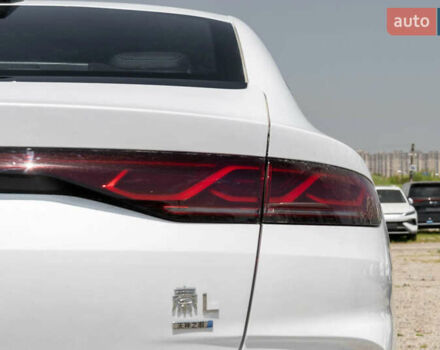 Білий БІД Qin L, об'ємом двигуна 1.5 л та пробігом 1 тис. км за 22600 $, фото 19 на Automoto.ua