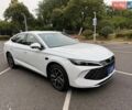 Белый БИД Qin L, объемом двигателя 1.5 л и пробегом 1 тыс. км за 23500 $, фото 1 на Automoto.ua