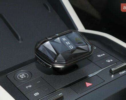 БІД Qin L, об'ємом двигуна 1.5 л та пробігом 0 тис. км за 21800 $, фото 20 на Automoto.ua