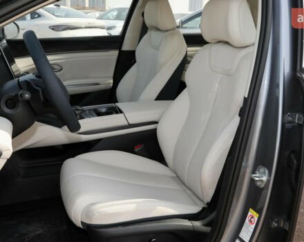 БИД Qin L, объемом двигателя 1.5 л и пробегом 0 тыс. км за 21800 $, фото 13 на Automoto.ua