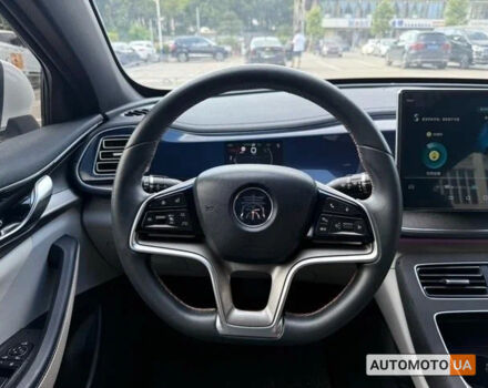 Белый БИД Qin Plus, объемом двигателя 0 л и пробегом 1 тыс. км за 23700 $, фото 6 на Automoto.ua