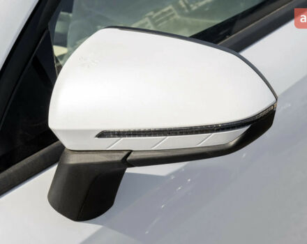 БІД Qin Plus, об'ємом двигуна 1.5 л та пробігом 0 тис. км за 18500 $, фото 12 на Automoto.ua