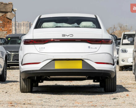 БИД Qin Plus, объемом двигателя 1.5 л и пробегом 0 тыс. км за 18999 $, фото 7 на Automoto.ua