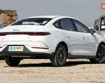 БИД Qin Plus, объемом двигателя 1.5 л и пробегом 0 тыс. км за 17500 $, фото 9 на Automoto.ua