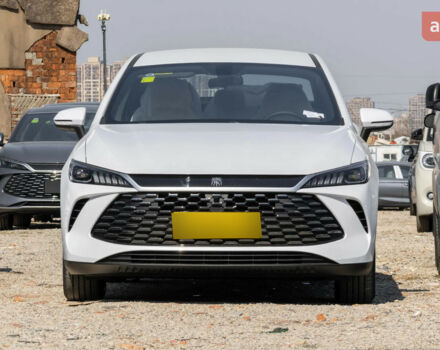 БІД Qin Plus, об'ємом двигуна 1.5 л та пробігом 0 тис. км за 18999 $, фото 1 на Automoto.ua
