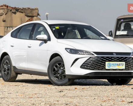 БИД Qin Plus, объемом двигателя 1.5 л и пробегом 0 тыс. км за 17500 $, фото 2 на Automoto.ua