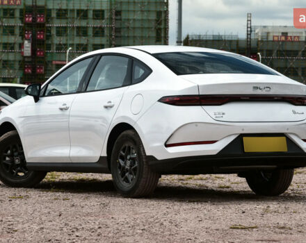 БИД Qin Plus, объемом двигателя 1.5 л и пробегом 0 тыс. км за 19500 $, фото 6 на Automoto.ua