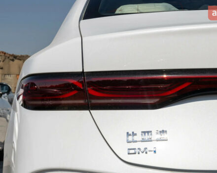 БІД Qin Plus, об'ємом двигуна 1.5 л та пробігом 0 тис. км за 17500 $, фото 10 на Automoto.ua