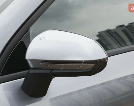 БІД Qin Plus, об'ємом двигуна 1.5 л та пробігом 0 тис. км за 19500 $, фото 11 на Automoto.ua