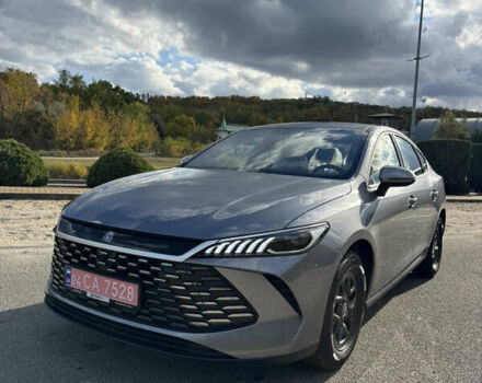 Серый БИД Qin Plus, объемом двигателя 1.5 л и пробегом 1 тыс. км за 19500 $, фото 3 на Automoto.ua