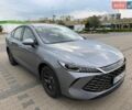 Сірий БІД Qin Plus, об'ємом двигуна 1.5 л та пробігом 1 тис. км за 19300 $, фото 1 на Automoto.ua