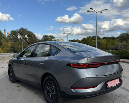Серый БИД Qin Plus, объемом двигателя 1.5 л и пробегом 1 тыс. км за 19500 $, фото 6 на Automoto.ua