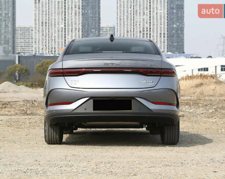 Сірий БІД Qin Plus, об'ємом двигуна 1.5 л та пробігом 1 тис. км за 17500 $, фото 6 на Automoto.ua