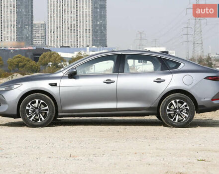 Сірий БІД Qin Plus, об'ємом двигуна 1.5 л та пробігом 1 тис. км за 17500 $, фото 3 на Automoto.ua