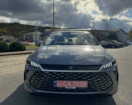 Серый БИД Qin Plus, объемом двигателя 1.5 л и пробегом 1 тыс. км за 19500 $, фото 2 на Automoto.ua
